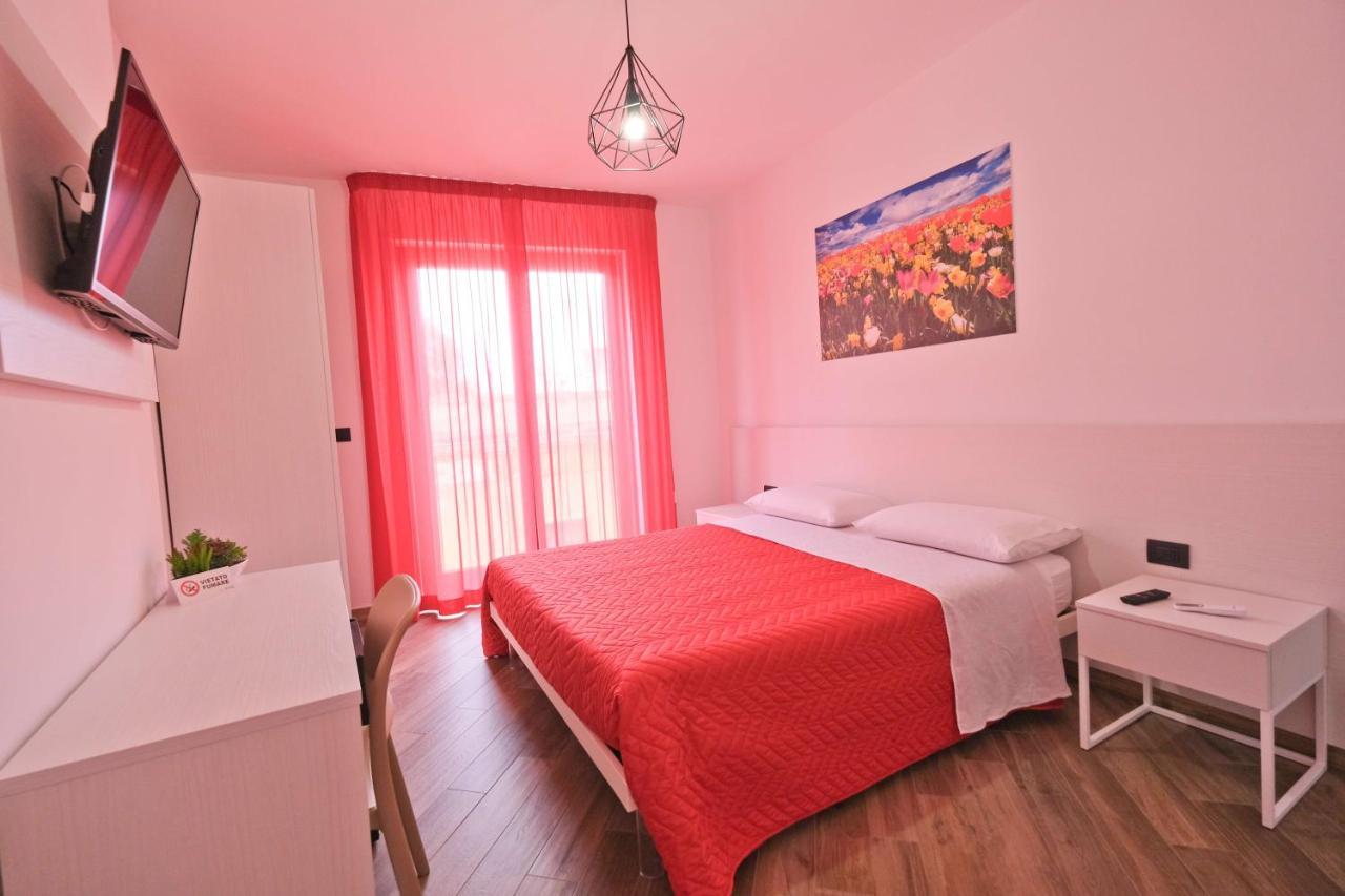ברינדיזי Il Porto Affittacamere B&B מראה חיצוני תמונה